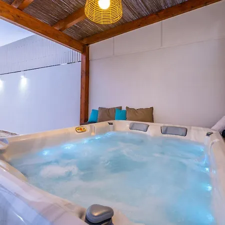 Fantastic Villa With Heatable Pool Jacuzzi And Bbq Portimao